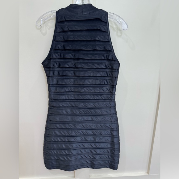 Sophia James (Black Milk) Black Bodycon Pleated Evening Cocktail Formal Dress - Picture 4 of 6